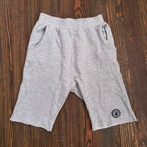 Tiny Whales Boys Gray Fleece Sweat Shorts Raw Hem Size 10 Distressed